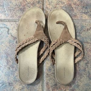 lands end sandals | size 8 sandals | finely cork bottom braided thong sandals